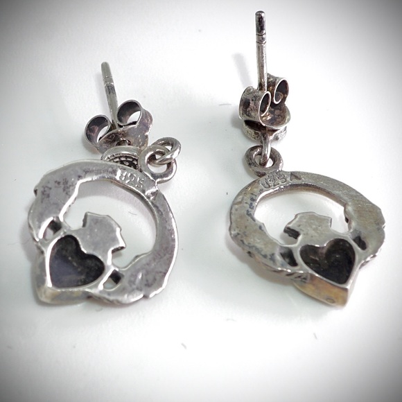 Vintage Sterling Silver, Marcasite & Black Onyx Claddagh Earrings - Picture 4 of 7